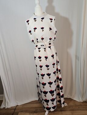 Sleeveless Vintage  White Floral Belted Maxi Dress